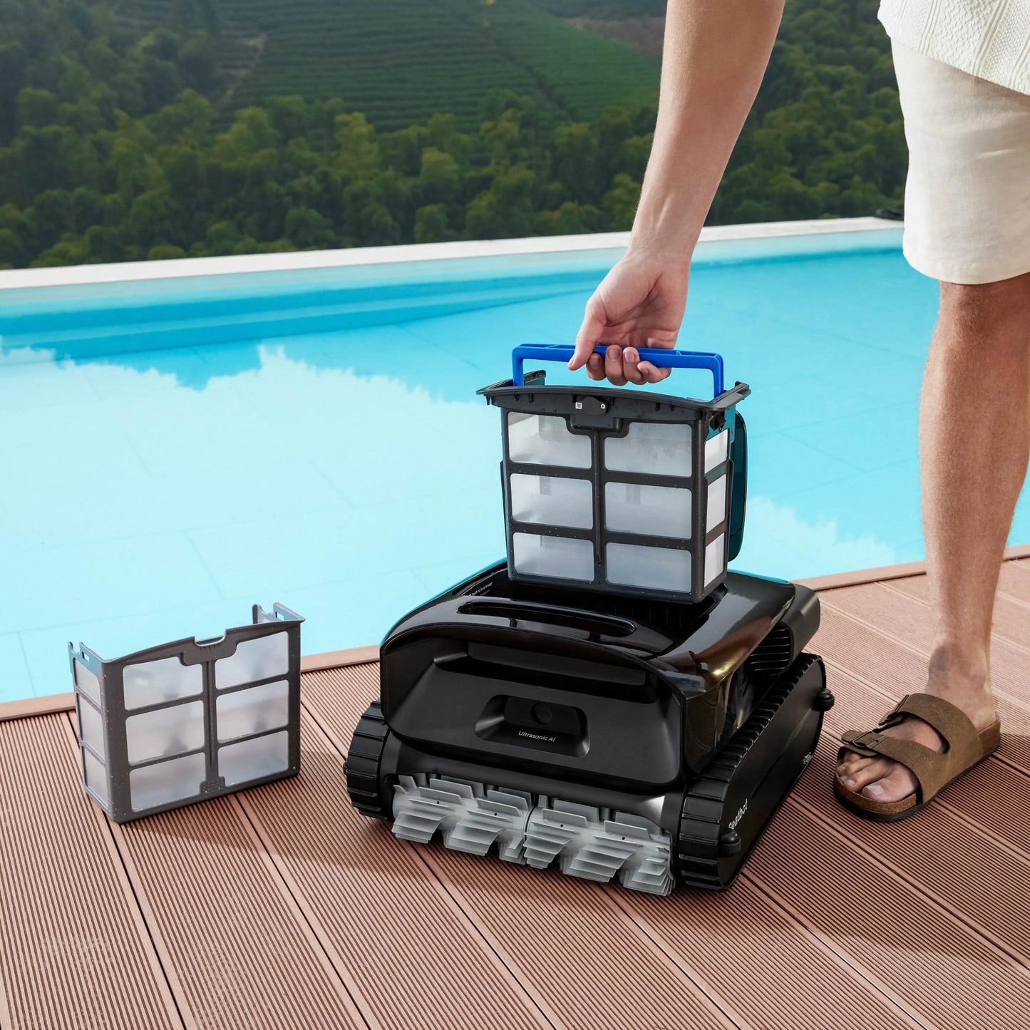 SmartPoolCleanerPro AquaSense 2 Pro Robotic Pool Cleaner
